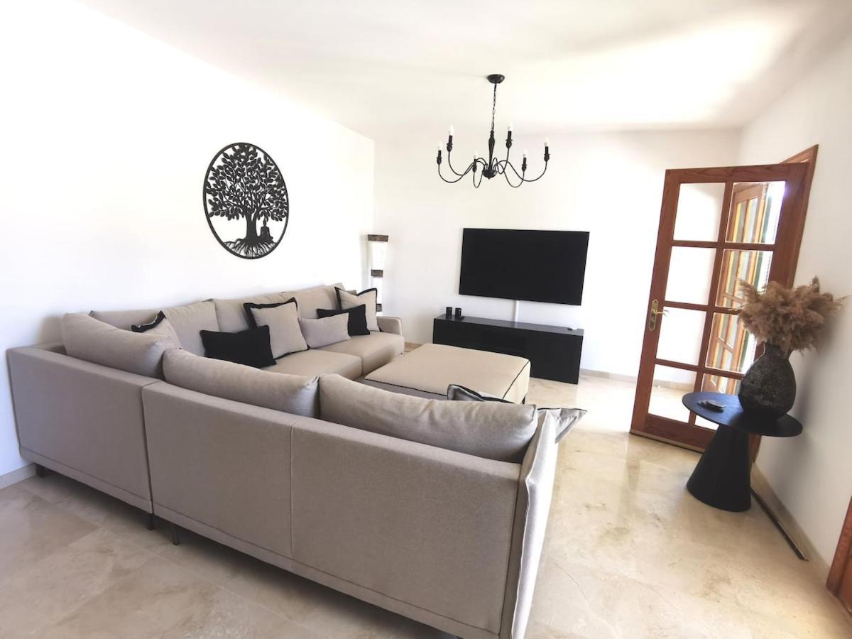Villa Ibiza - Beautiful House With Private Pool Chayofa Exterior photo